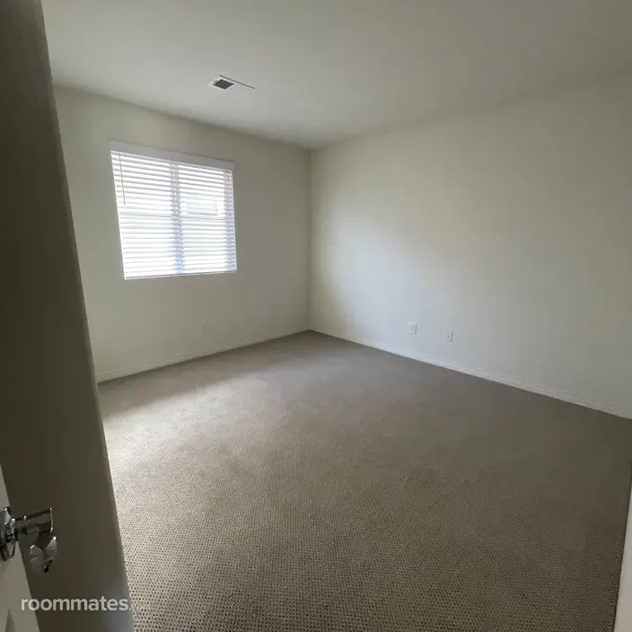 Room for rent in San Diego, CA $1500, house
