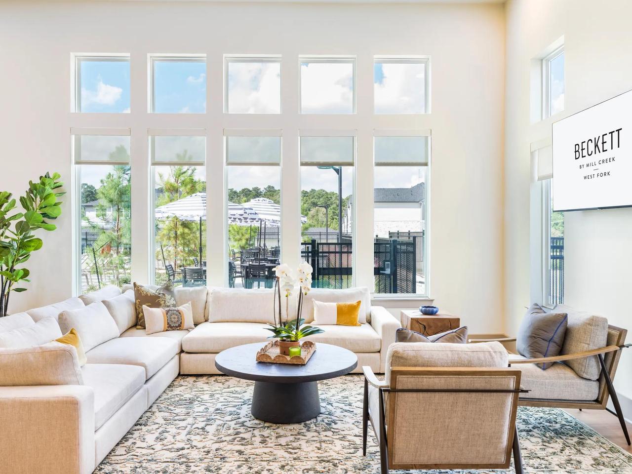 Profile photo 3 of 8