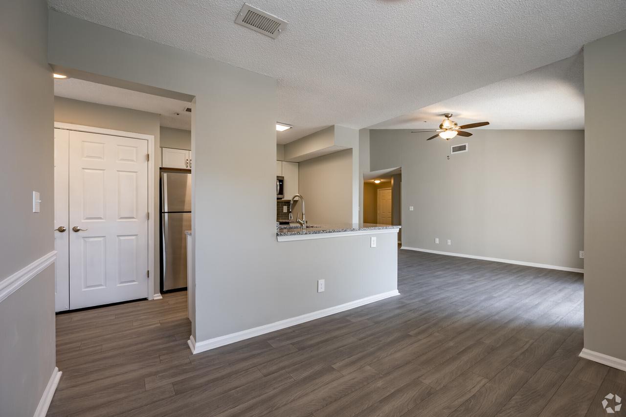 Profile photo 3 of 15