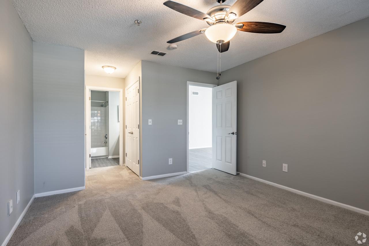 Profile photo 5 of 15