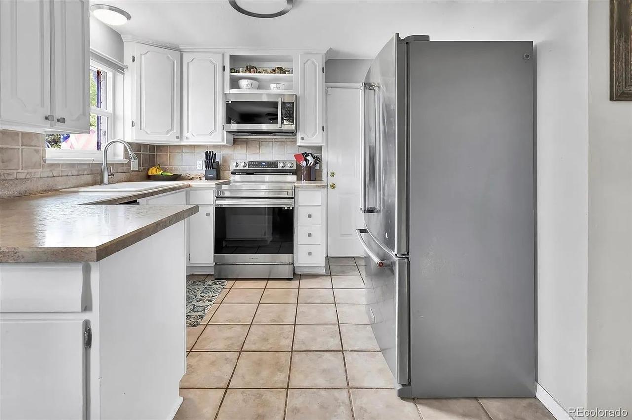 Profile photo 4 of 6