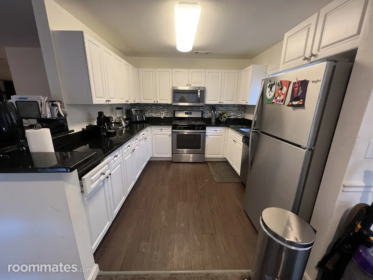 Profile photo 3 of 8