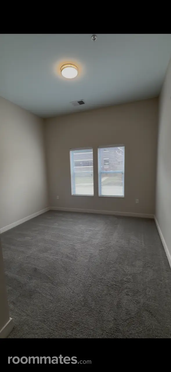 Profile photo 4 of 5