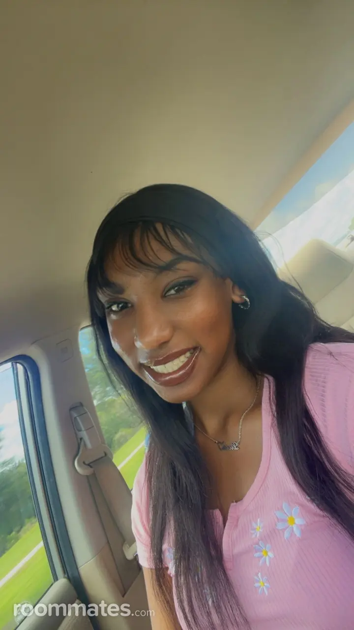 Profile photo 1 of 1