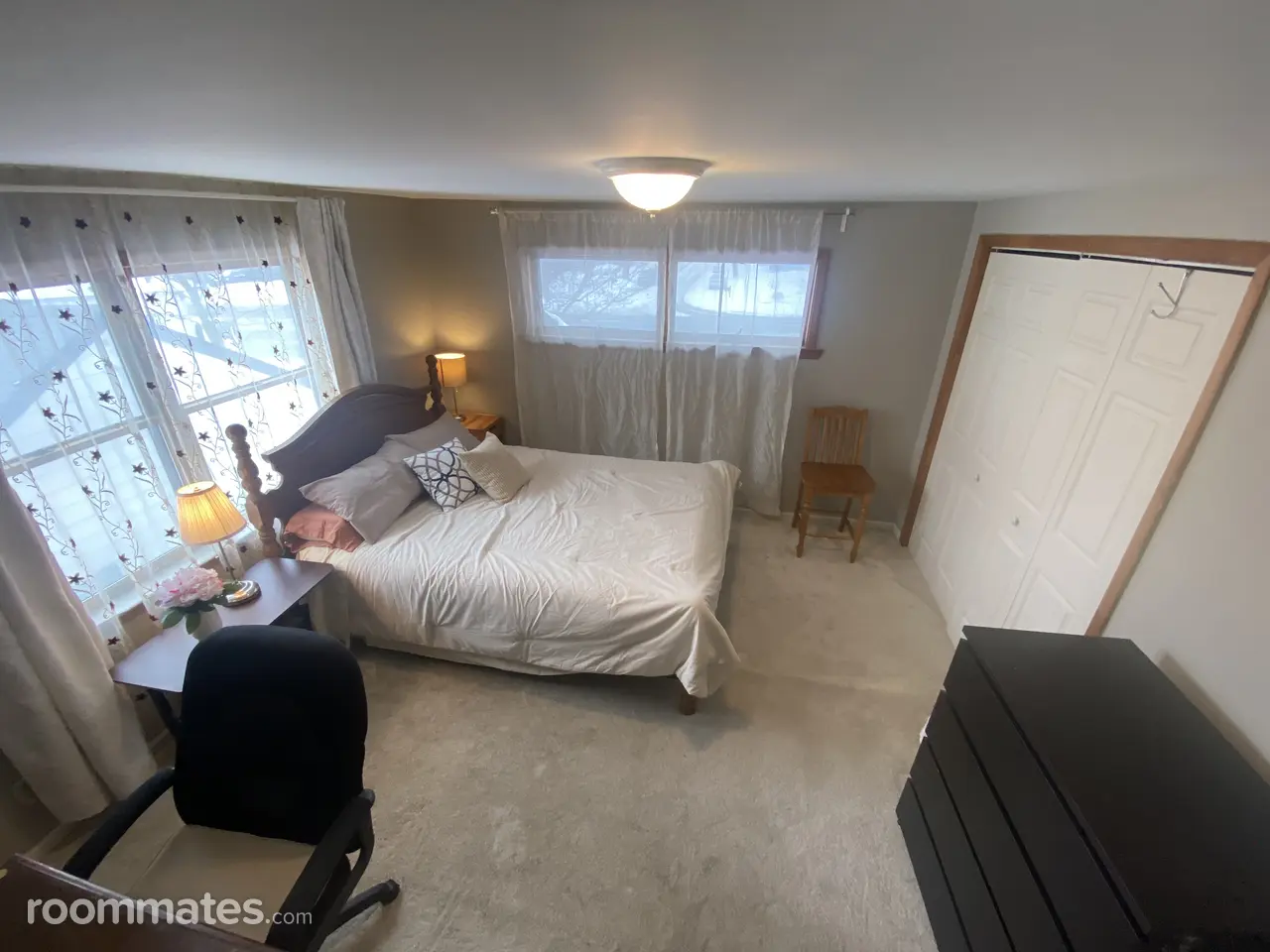 Profile photo 7 of 11