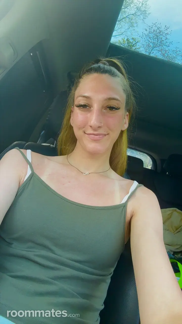 Profile photo 5 of 5