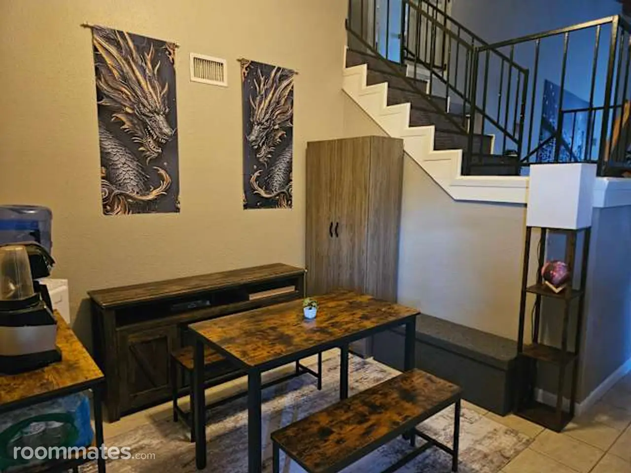 Profile photo 7 of 10