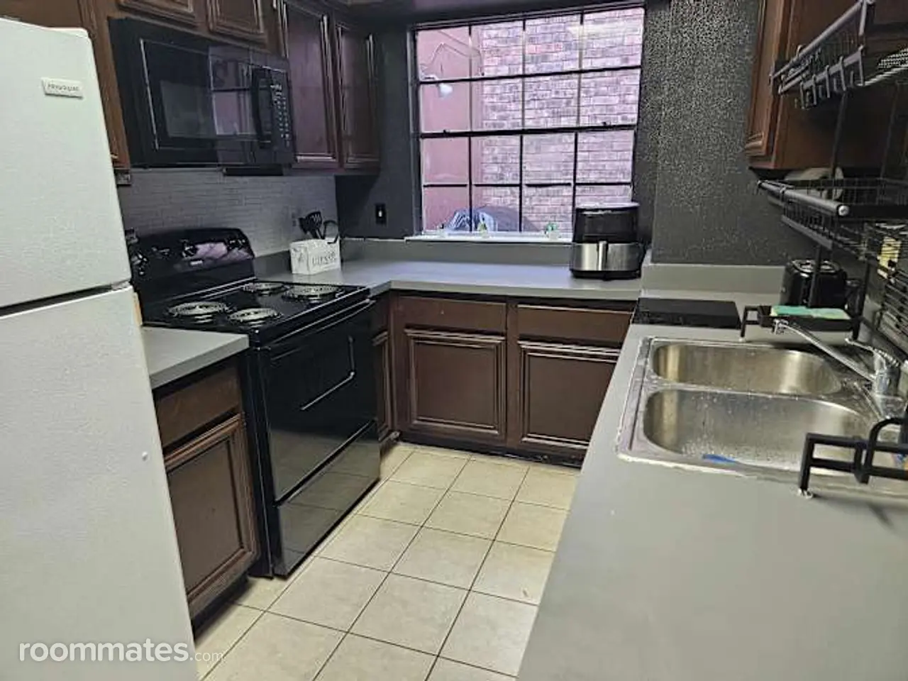 Profile photo 8 of 10