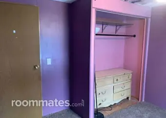 Room for rent in Van Buren Township, MI $450, house