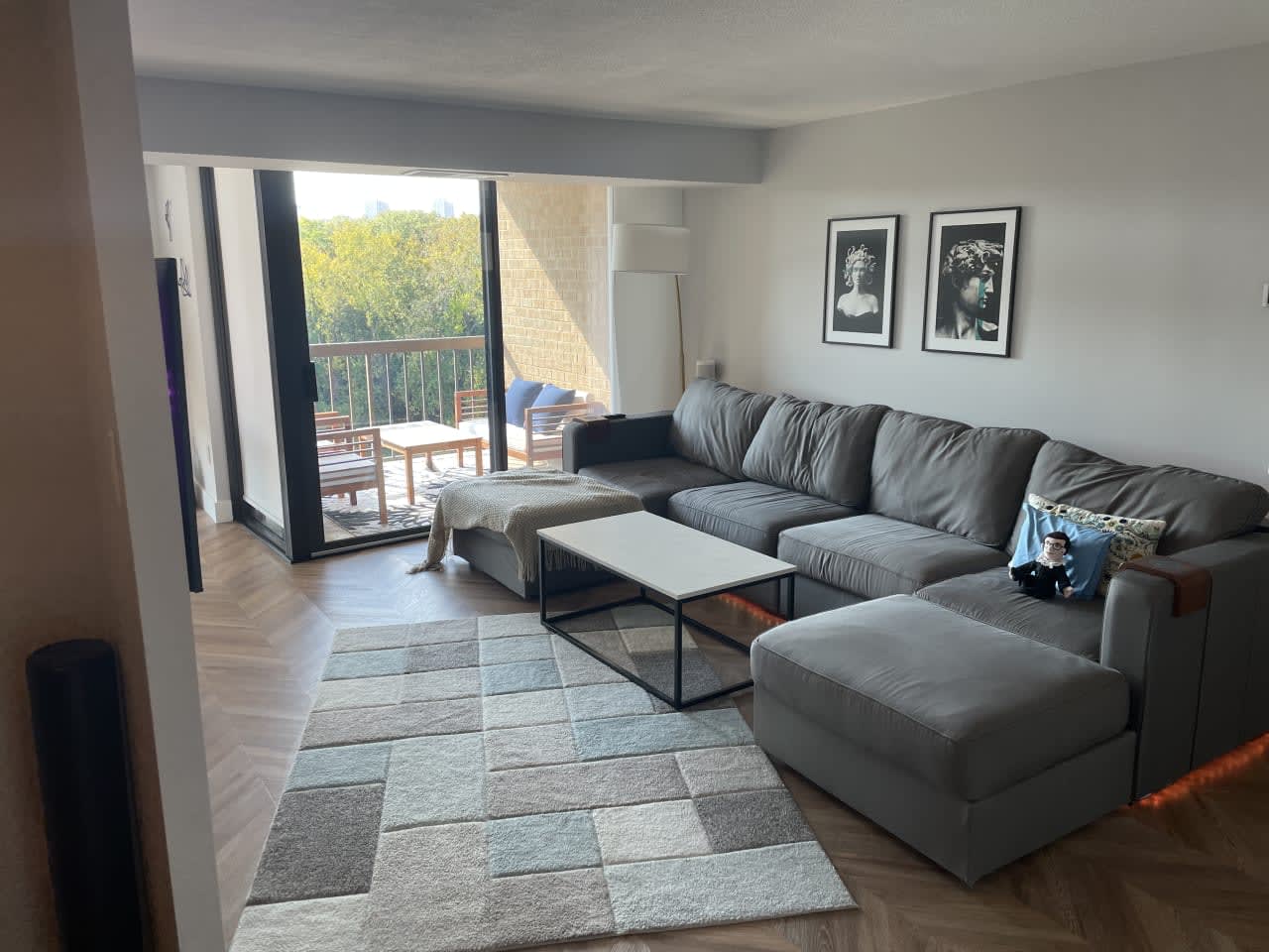 Profile photo 5 of 11