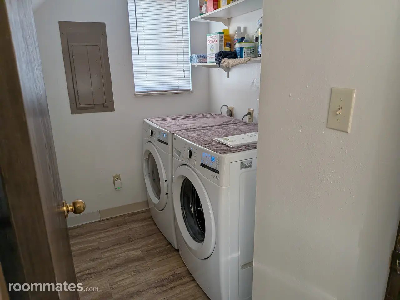 Profile photo 7 of 18