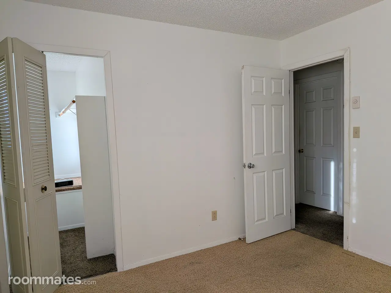 Profile photo 4 of 18