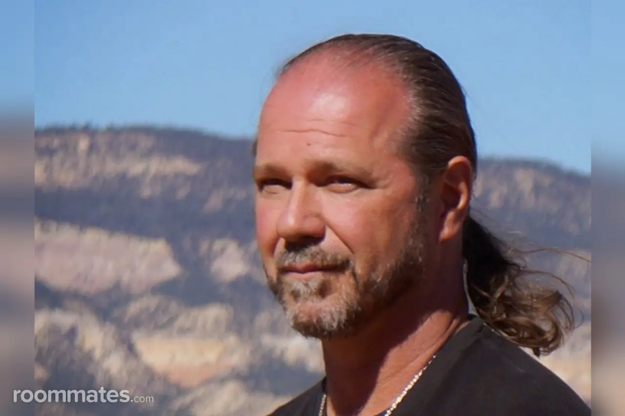 Profile photo 15 of 18