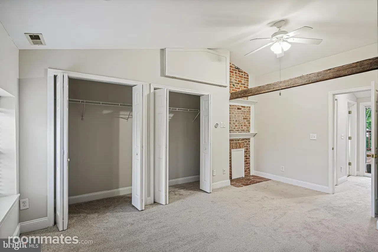 Profile photo 4 of 11