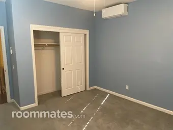 Room for rent in Sacramento, CA $850, house