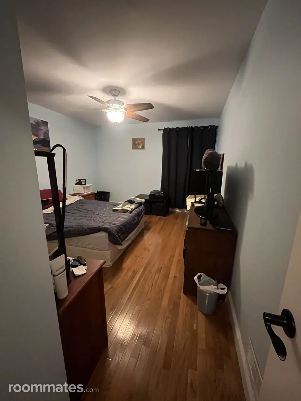 Profile photo 3 of 8