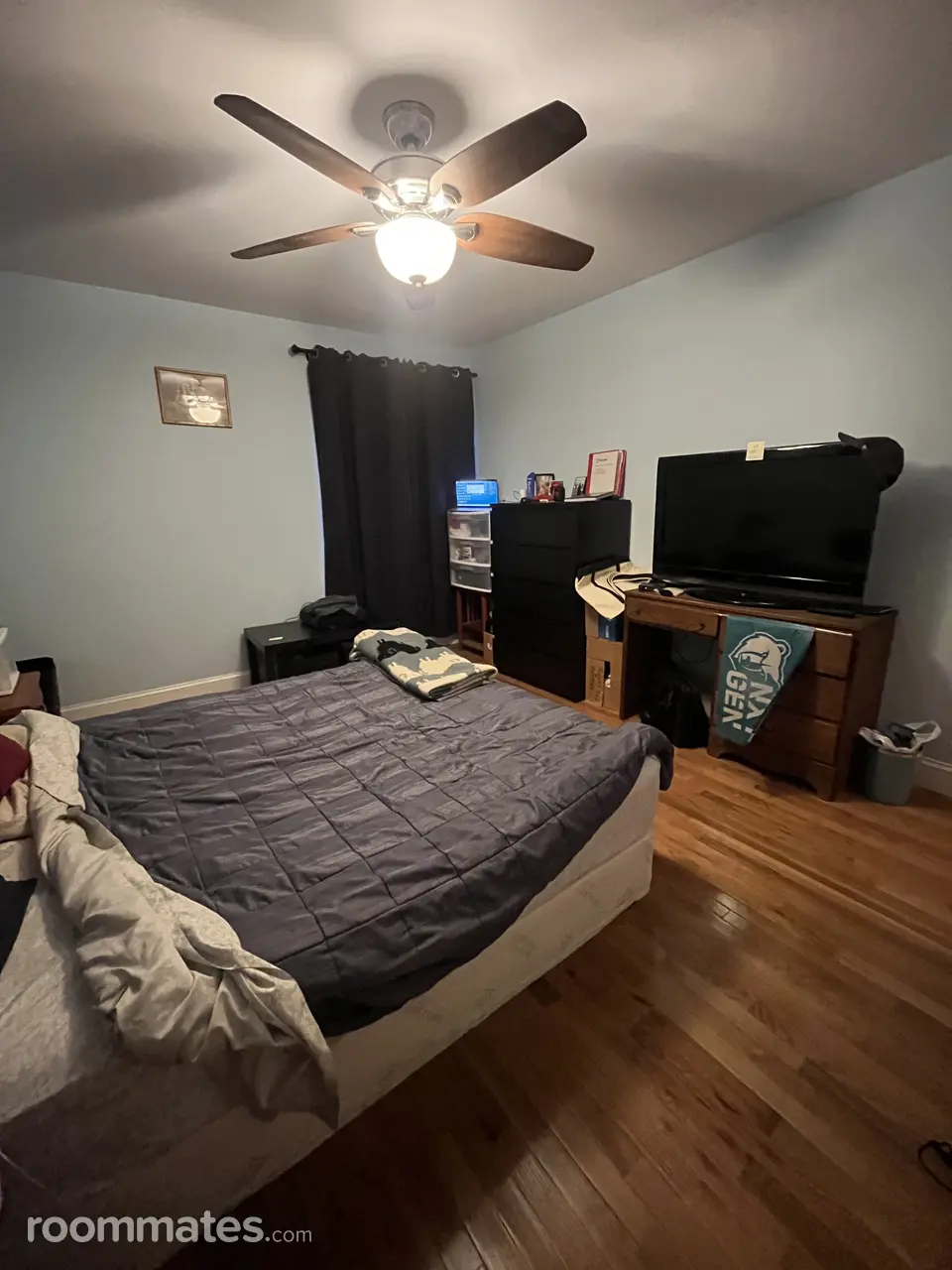 Profile photo 4 of 8