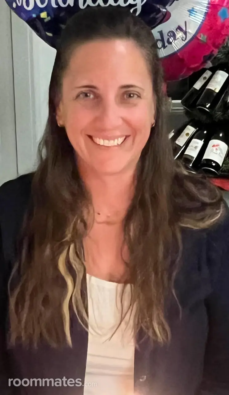 Profile photo 8 of 8