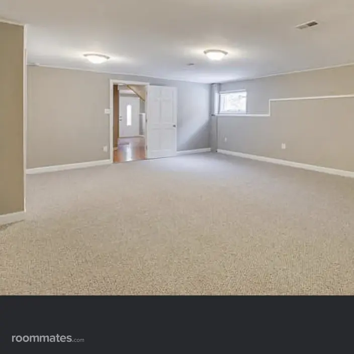 Room for rent in Lake Zurich, IL $850, house