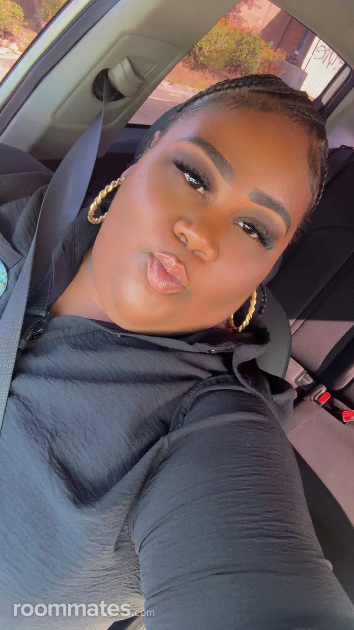 Profile photo 1 of 1