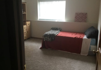 Room for rent in Wonder Lake, IL $1000, house