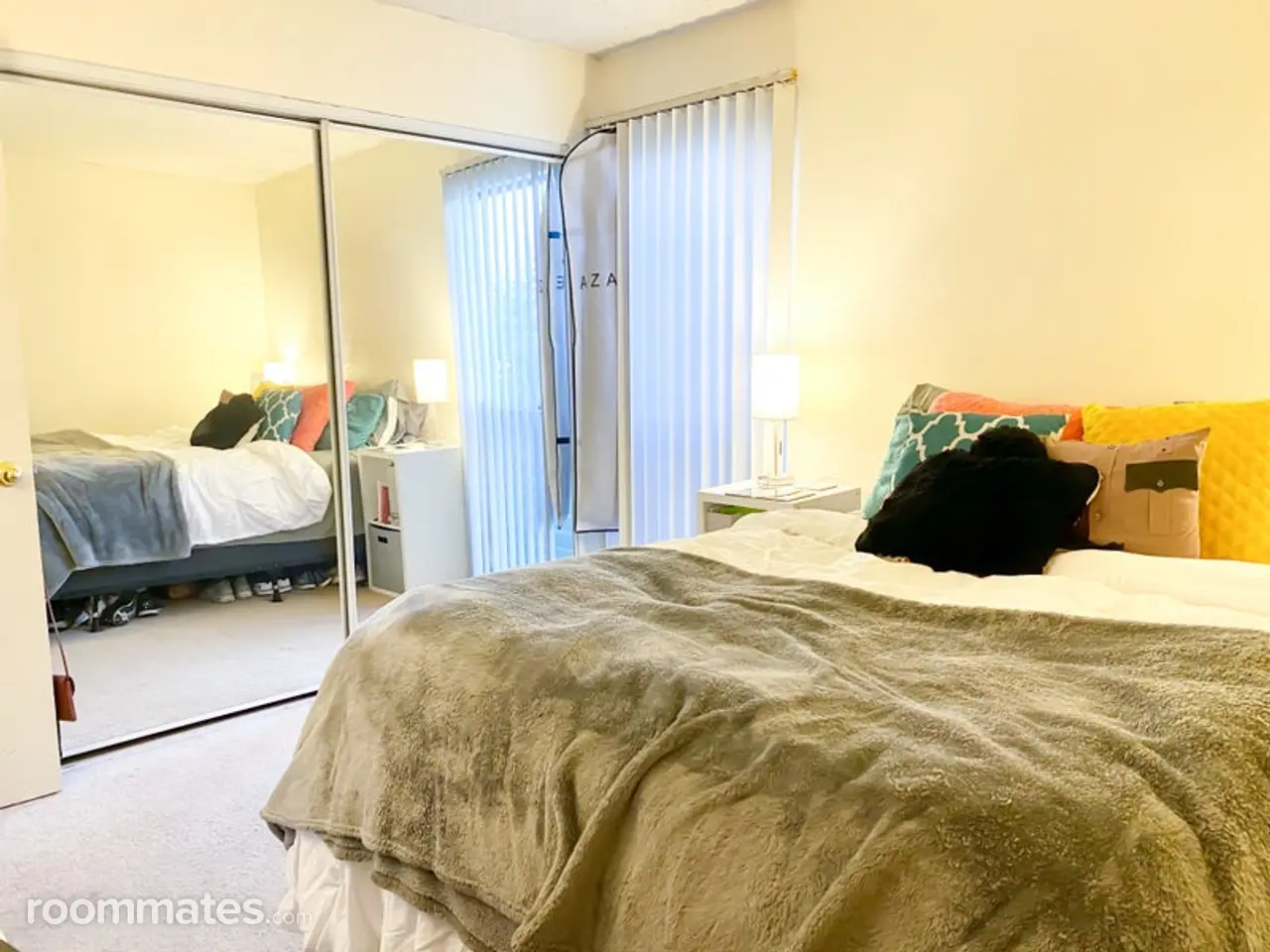 Profile photo 4 of 7