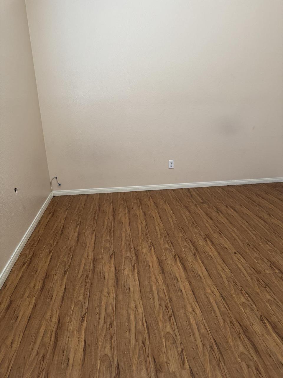 Profile photo 1 of 10