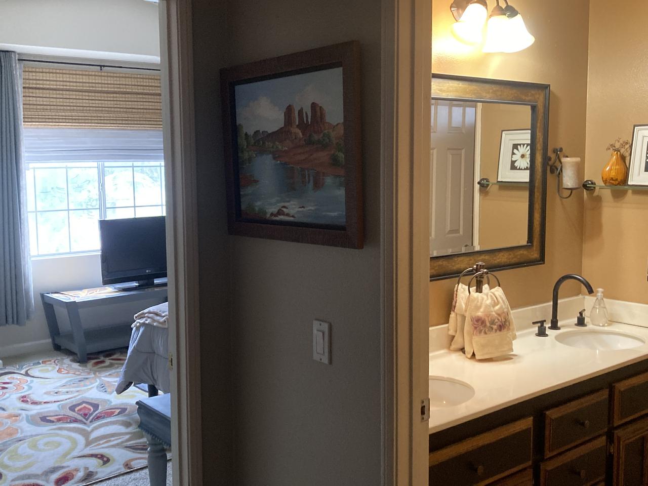 Profile photo 4 of 11