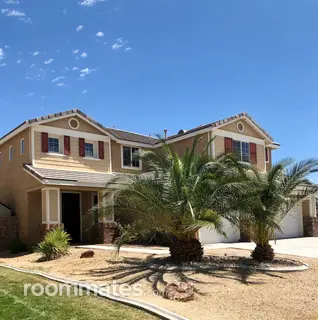 Room for rent in Victorville, CA $850, house