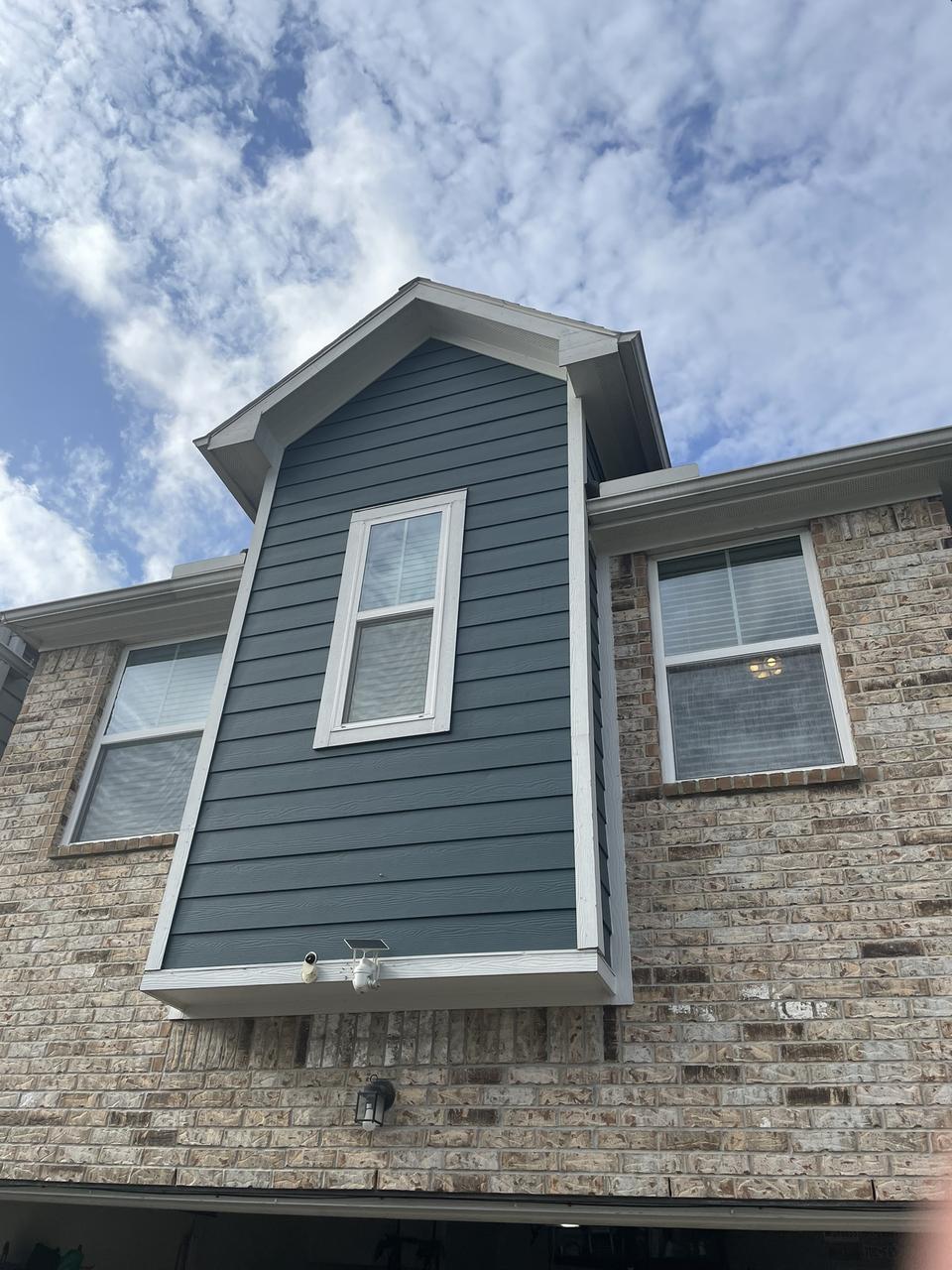 Profile photo 6 of 6