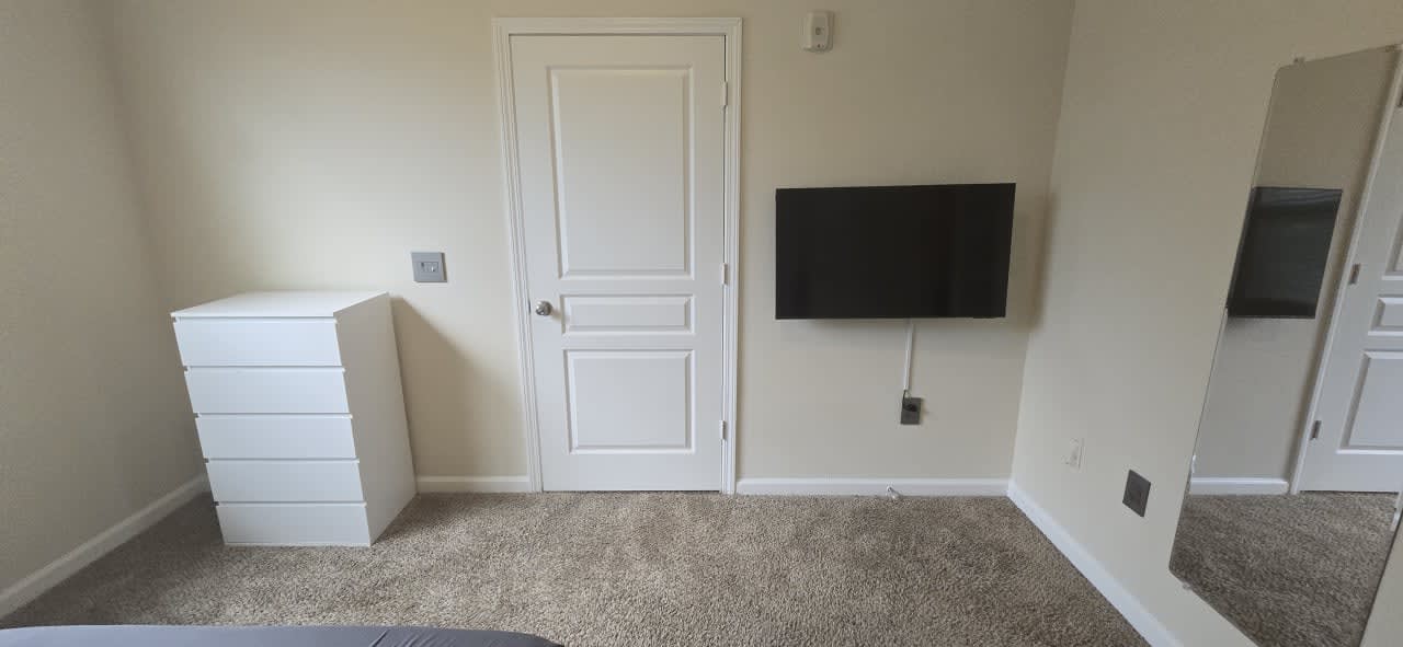 Profile photo 2 of 6