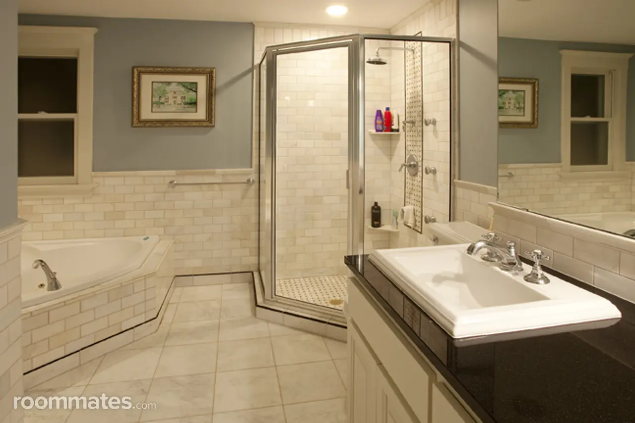 Profile photo 4 of 7