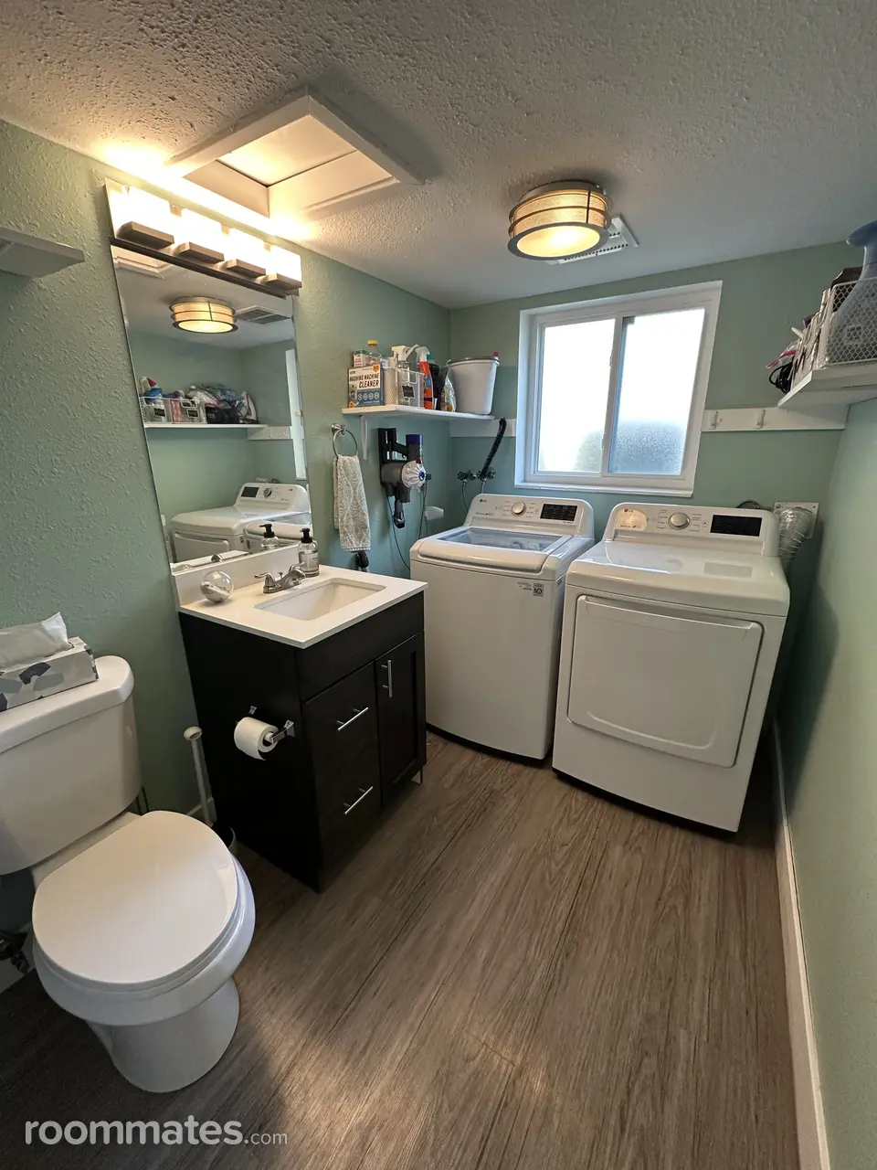 Profile photo 3 of 15