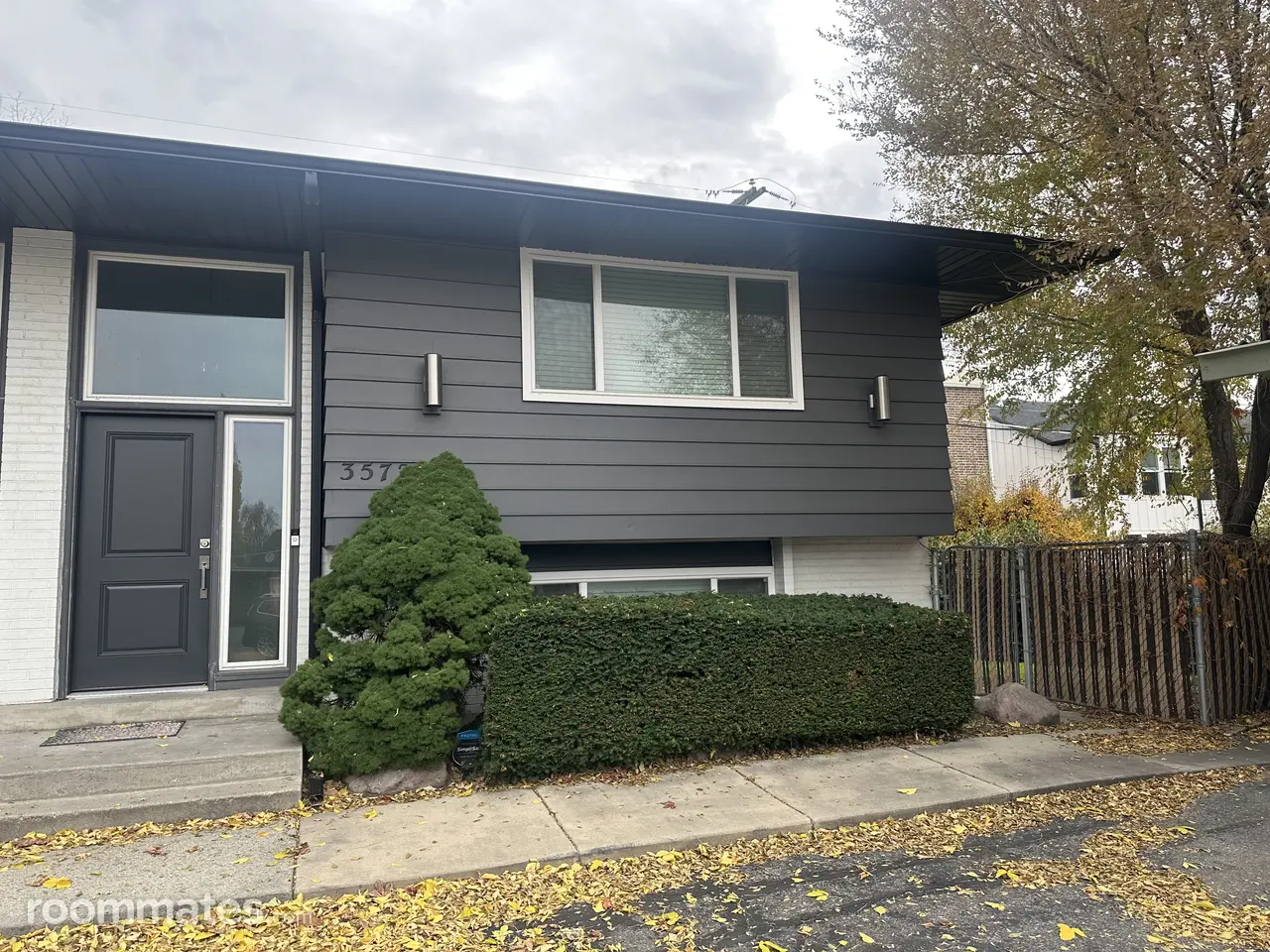 Profile photo 9 of 15