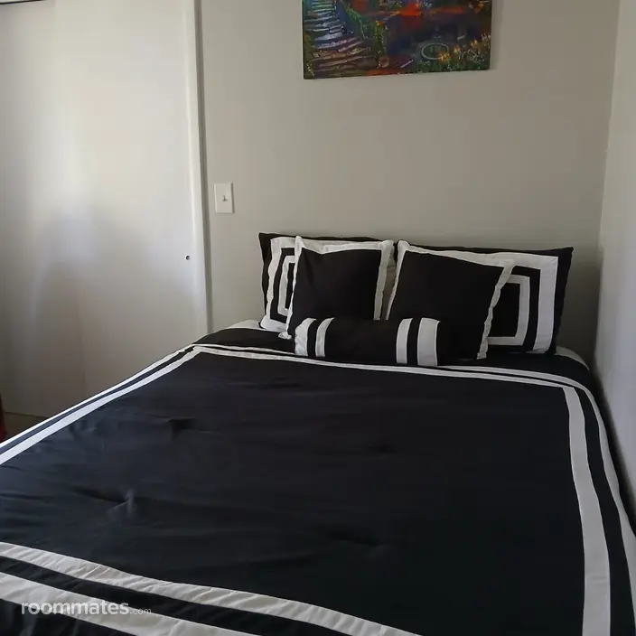 Room for rent in Indianapolis, IN $650, house