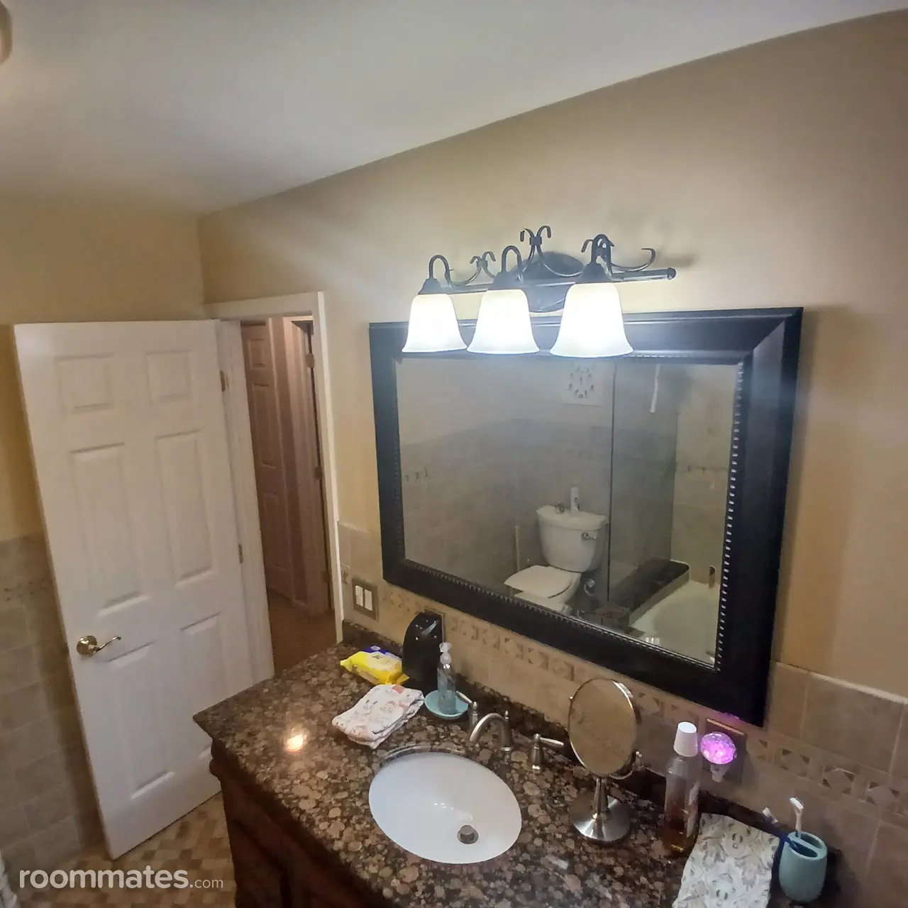 Profile photo 9 of 12