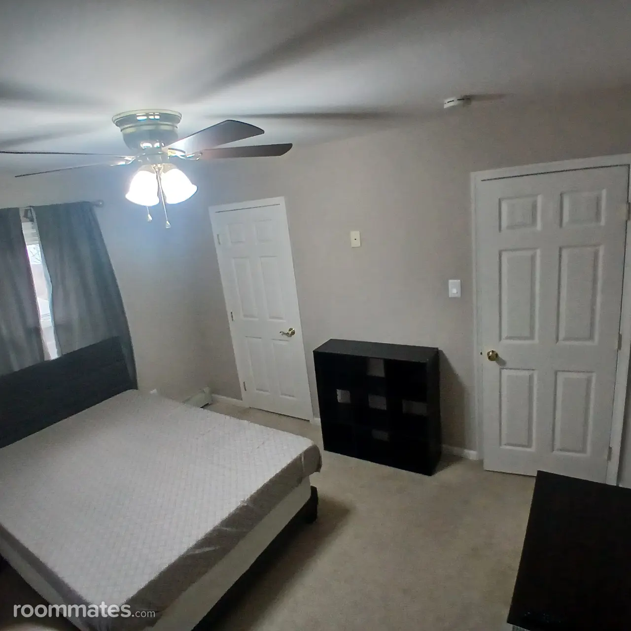 Profile photo 6 of 12