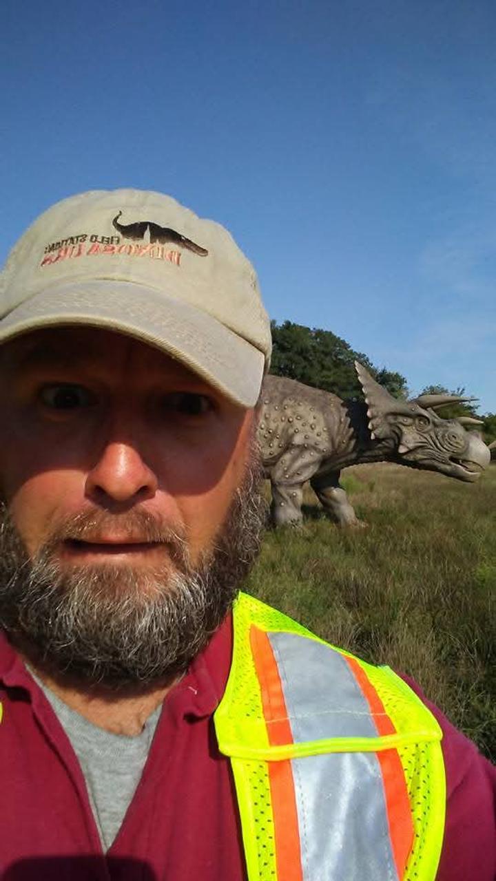 Profile photo 11 of 12