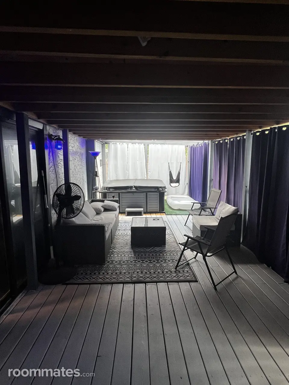 Profile photo 9 of 14