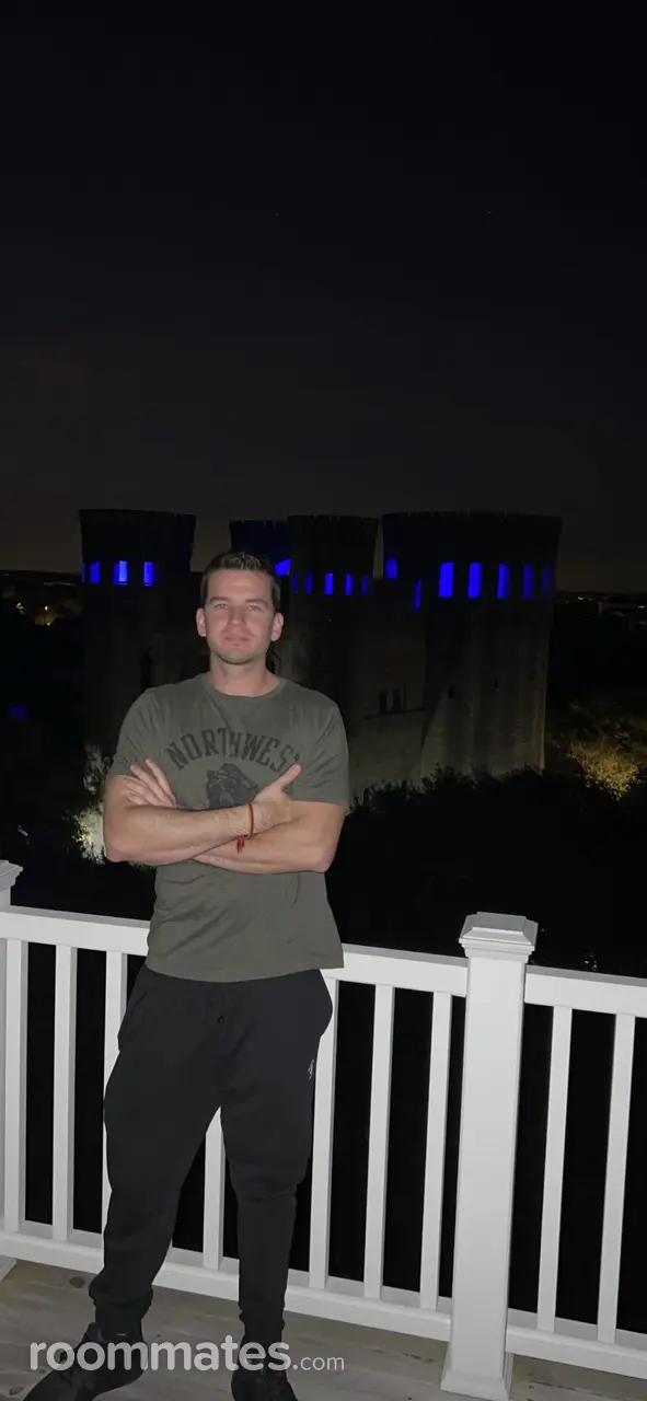 Profile photo 10 of 14