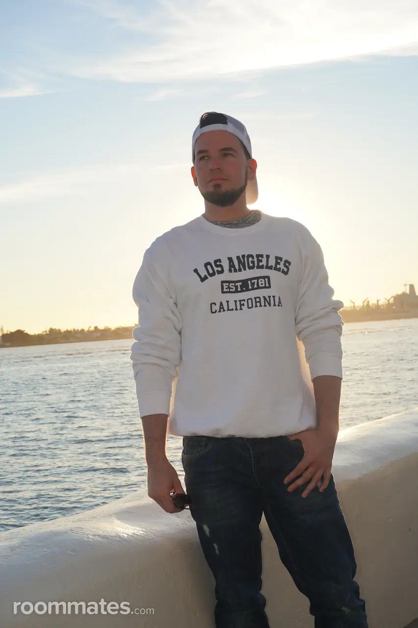 Profile photo 13 of 14