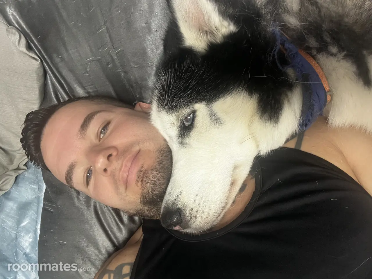 Profile photo 12 of 14