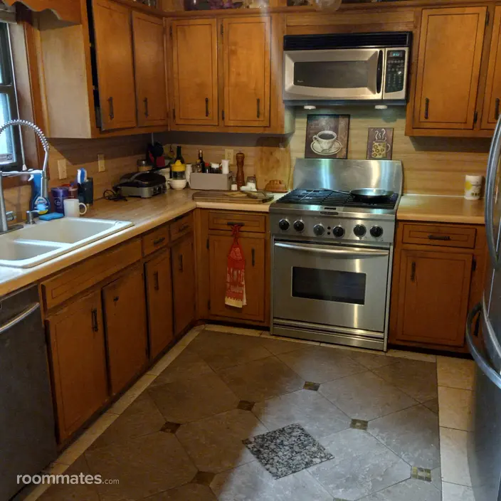 Room for rent in Lawrenceville, GA $695, house