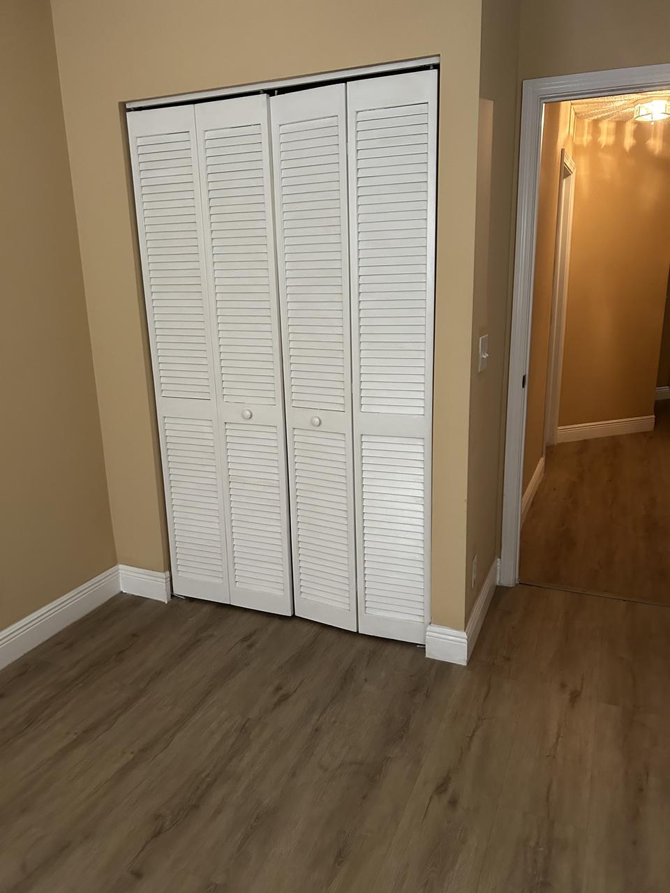 Profile photo 1 of 9