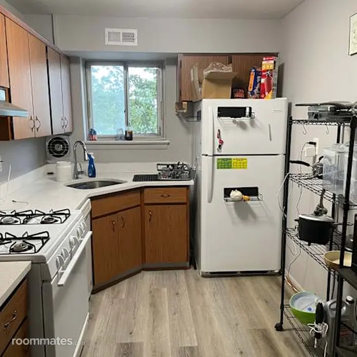 Room for rent in Beltsville, MD $700, condo