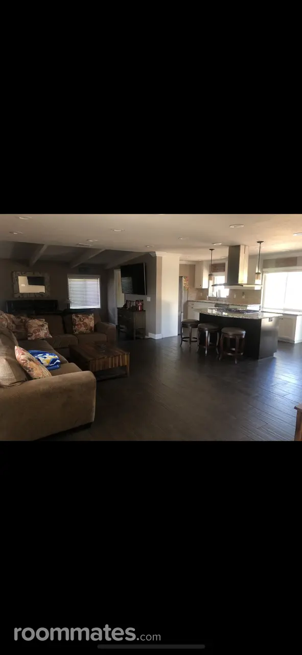 Profile photo 1 of 9