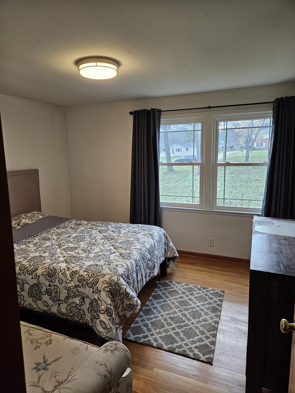 Profile photo 1 of 8