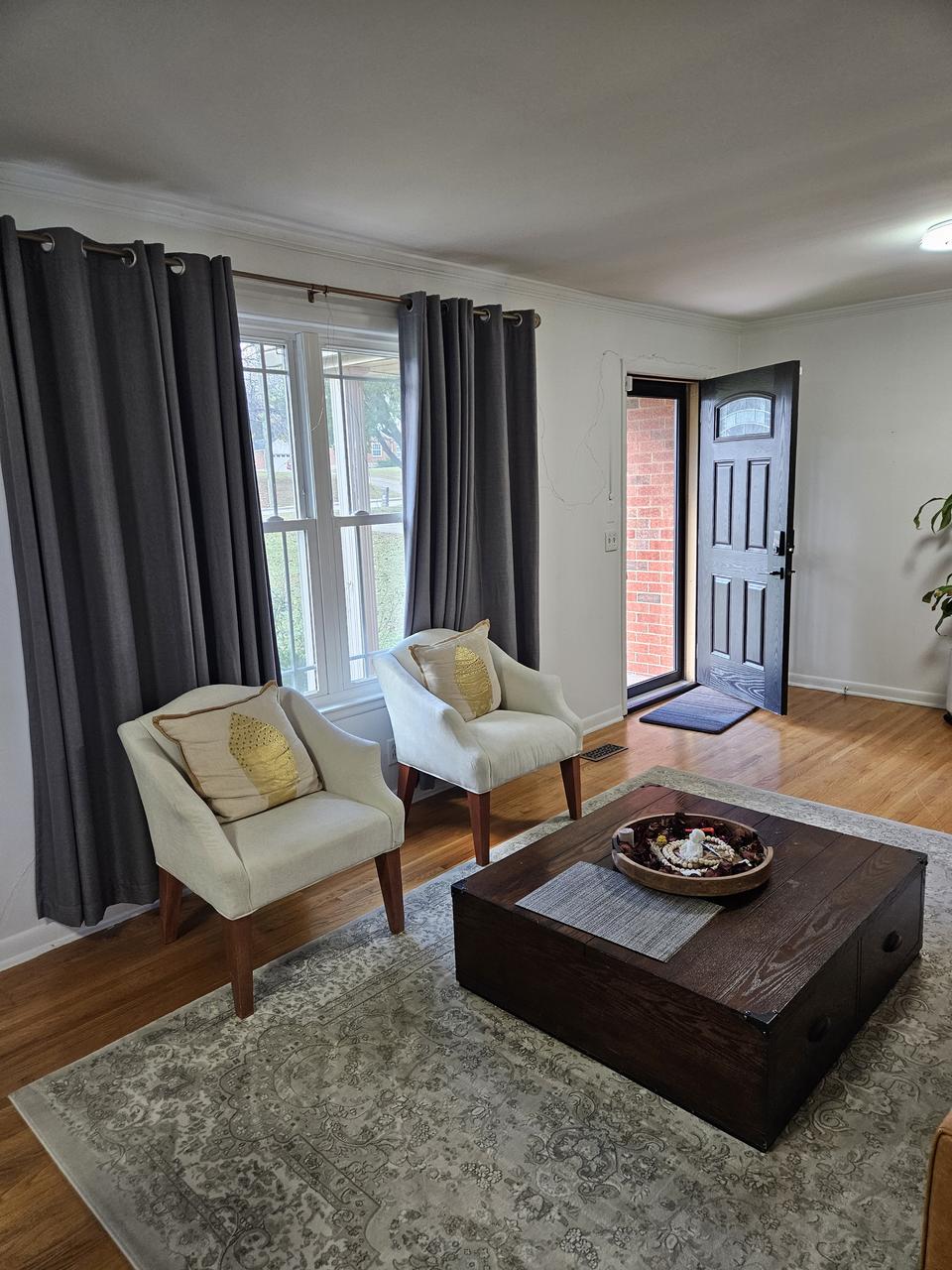 Profile photo 2 of 8