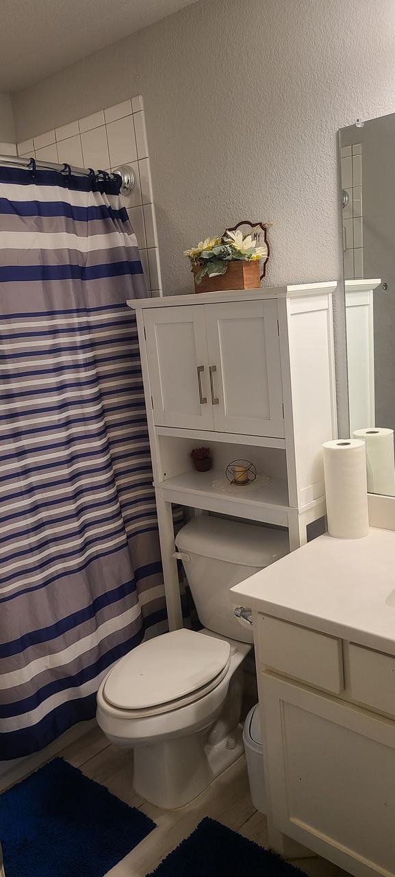 Profile photo 5 of 6