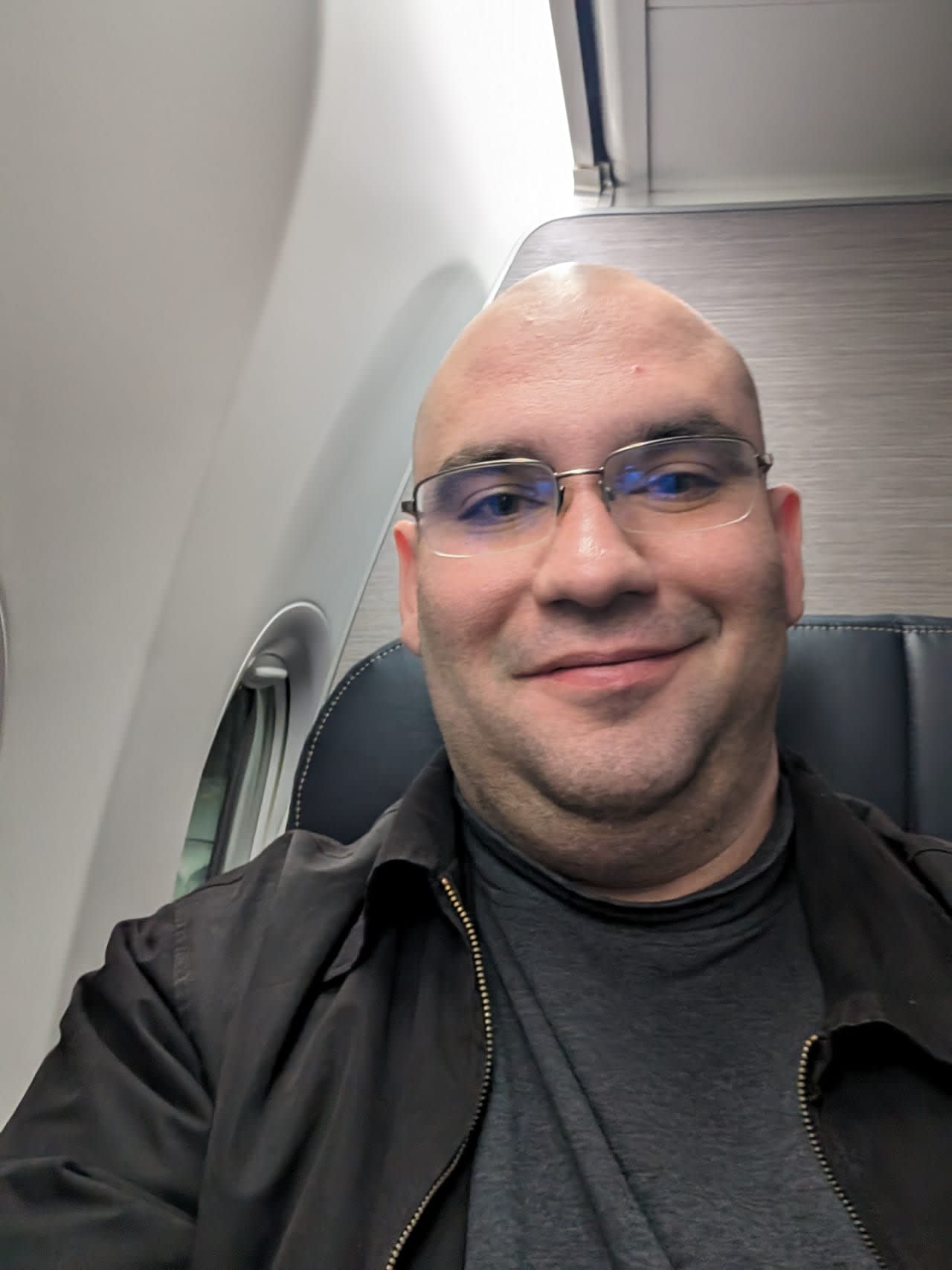 Profile photo 6 of 6